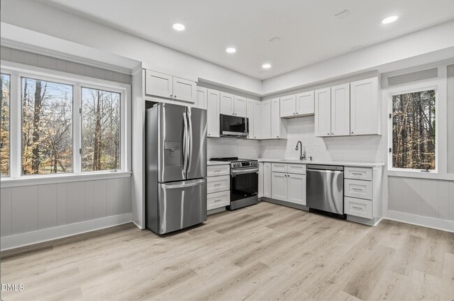 Building Photo - 1504 Homestead Rd