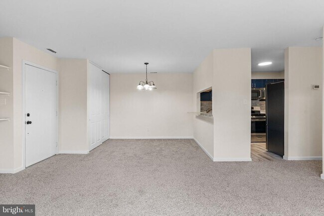 Building Photo - 408 Stockton Ct