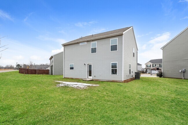 Building Photo - 346 Elevation Ct