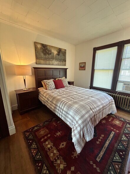 Building Photo - 223 Union Ave