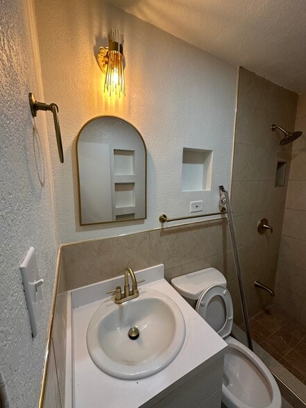 Building Photo - 759 NW 69th St