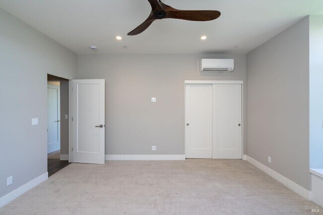 Building Photo - 3842 Horizon View Way