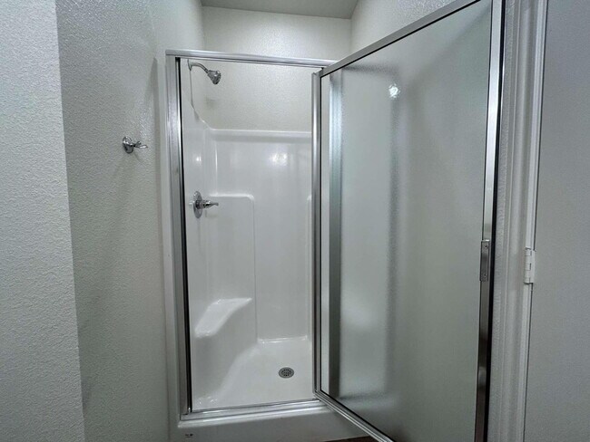 Building Photo - 10920 Abbeville Ave