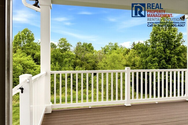 Building Photo - Great 4 bd 2.5 ba with attached garage and large deck!