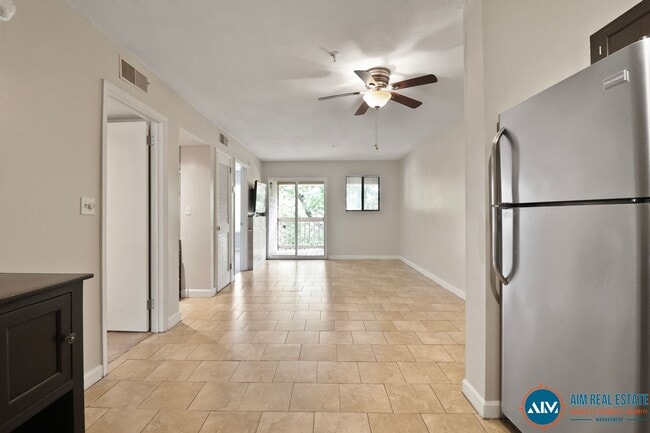 Building Photo - Move-In Ready 2 Bedroom Condo – Steps from...