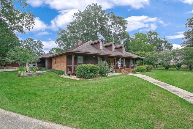 Building Photo - 12723 Pleasant Ridge Dr