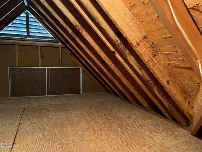 Building Photo - 417 Maylands Ave