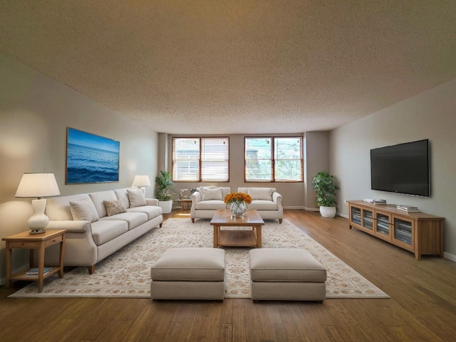 Building Photo - 22 W 25th St