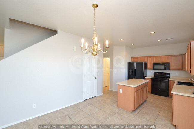 Building Photo - Heather Grove! Phoenix 3 Bedroom/2.5 Bath ...