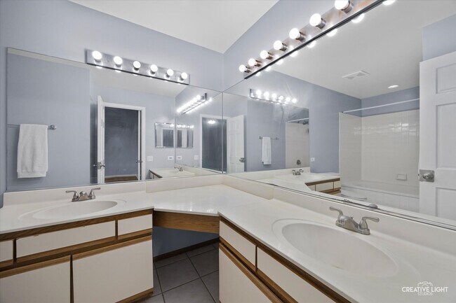 Building Photo - 130 Park Ridge Ct