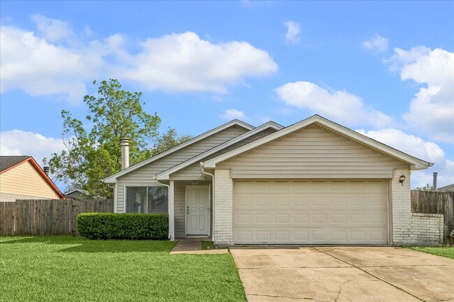 Building Photo - 10143 Towne Mist Dr