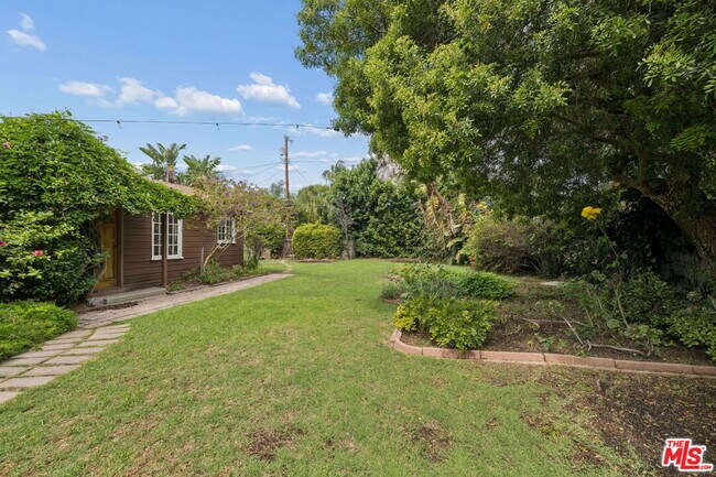 Building Photo - 1377 Appleton Way
