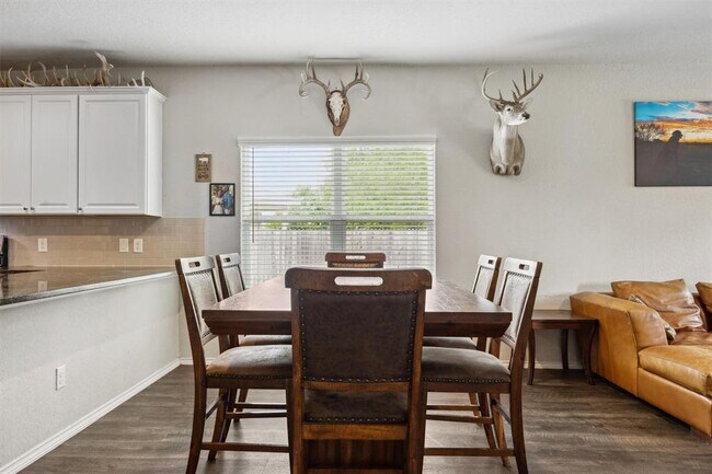 Building Photo - 1413 Coffee Tree Dr