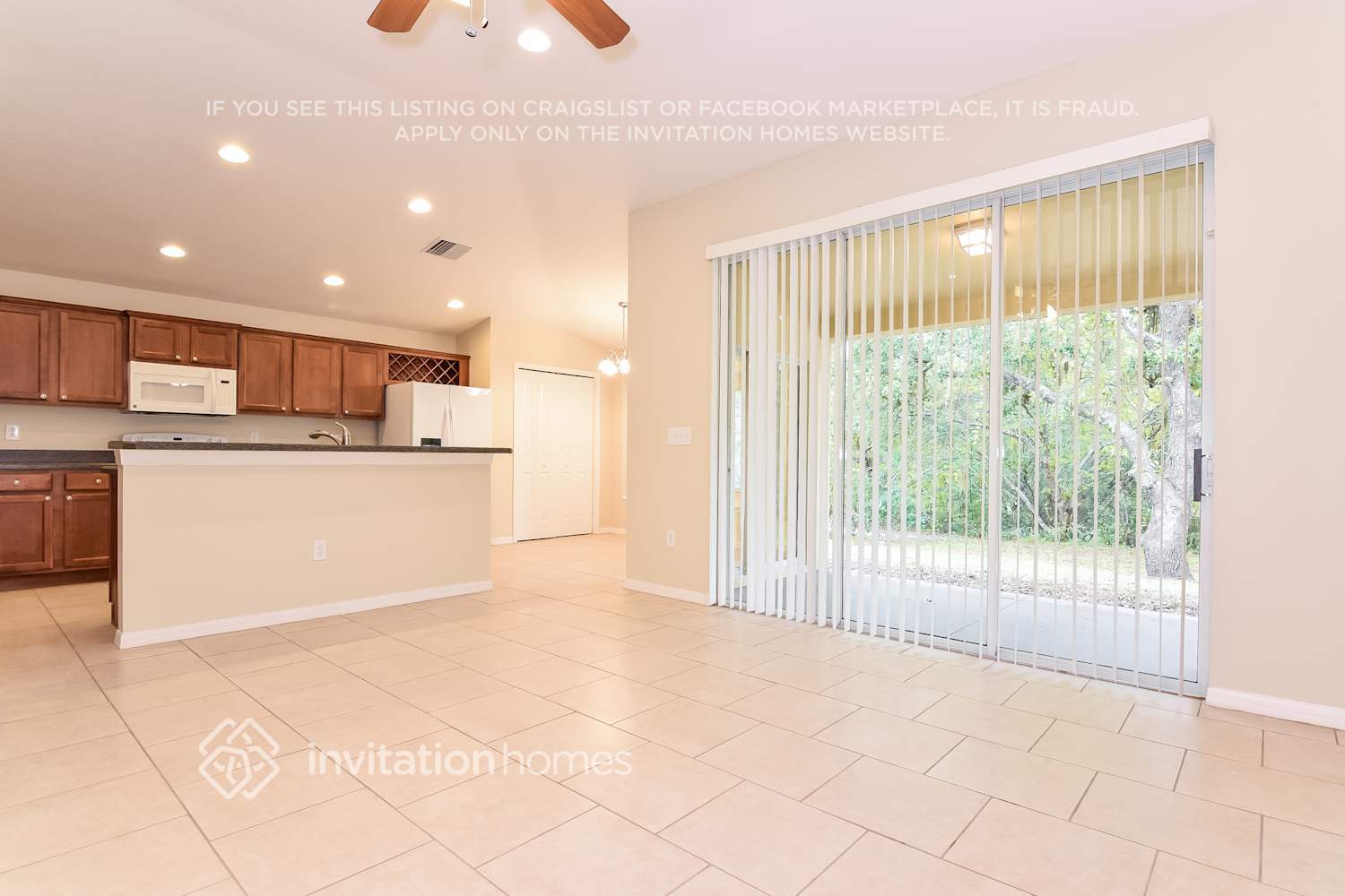 Building Photo - 13037 Old Florida Cir