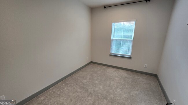 Building Photo - 115 Climbing Ivy Cir