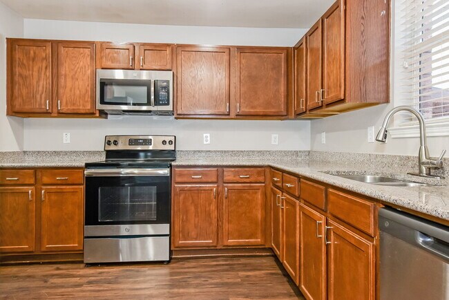 Building Photo - 309 Coneflower Dr