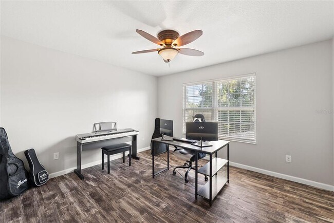 Building Photo - 14019 Crater Cir