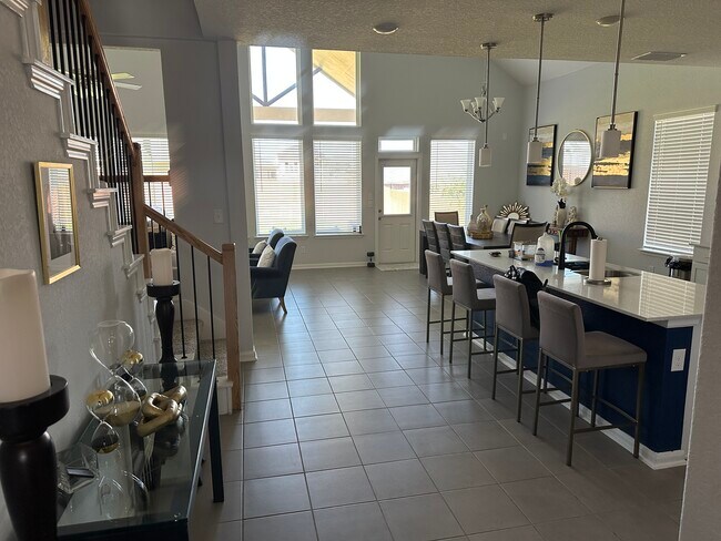 Building Photo - 4117 Monteverde View