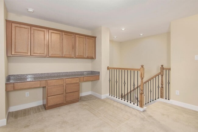 Building Photo - 26311 Parkman Grove Dr