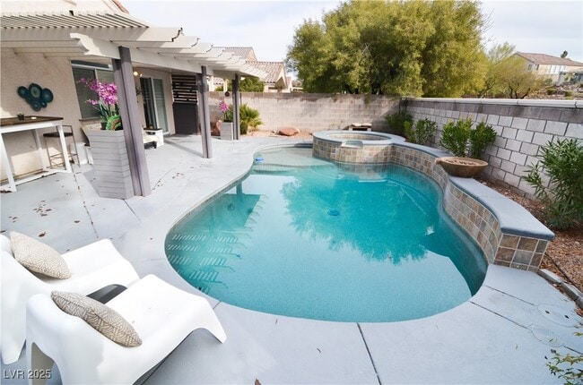 Building Photo - 3185 Castle Canyon Ave