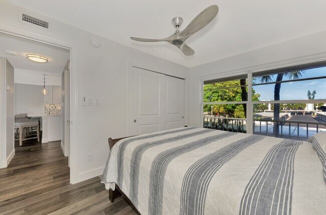 Building Photo - LUXURY LONGBOAT LIVING AT IT’S FINEST! AVA...