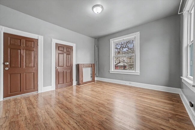 Building Photo - 250 S 5th Ave