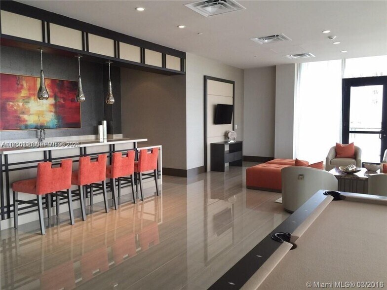 Building Photo - 5252 NW 85th Ave