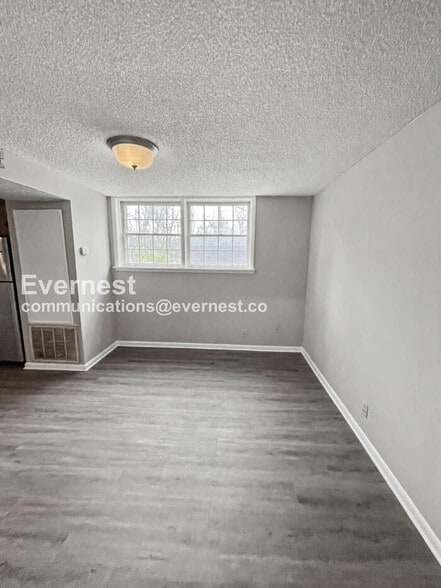 Building Photo - 4274 Sweden Dr
