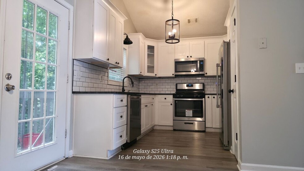 Building Photo - 2705 Dacula Cove Cir