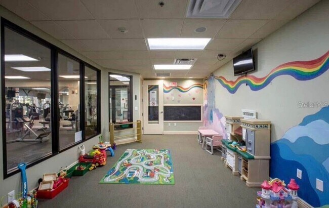 Building Photo - Magnetite Loop