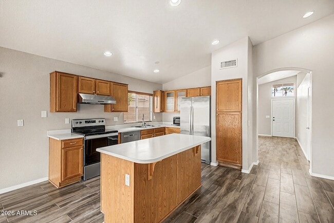 Building Photo - 308 W Liberty Ln