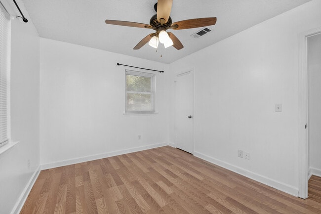 Building Photo - 5229 Compass Ct