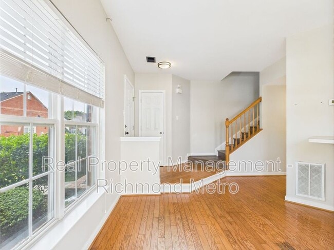 Building Photo - 1213 Magnolia Pointe Blvd