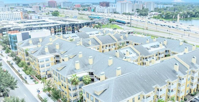 Building Photo - FOR RENT!!!  Beautiful Pool View Wood Floors Condo @ Park North Downtown Orlando!