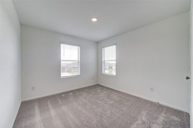 Primary Photo - 26618 Pampas Grass Ln