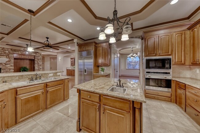 Building Photo - 905 Rhyolite Terrace