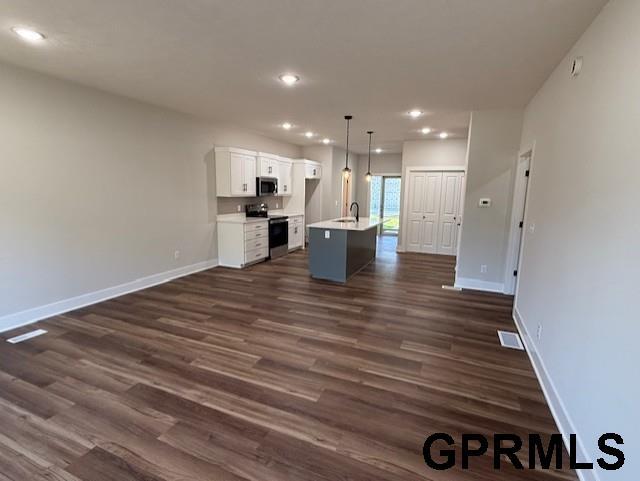 Building Photo - 1605 Jefferson Ct