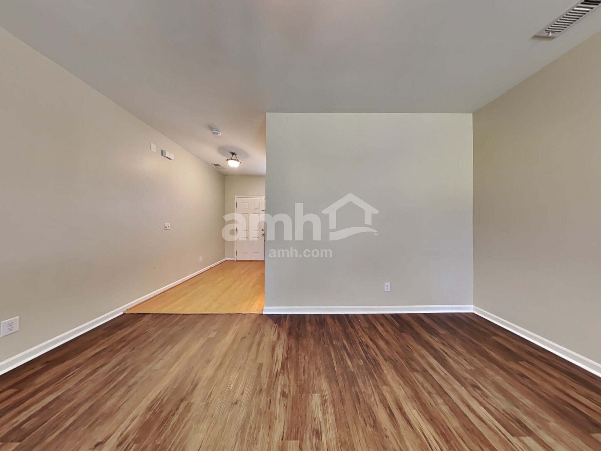 Building Photo - 241 Meadow Wood Rd