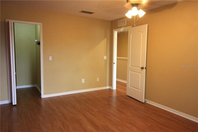 Building Photo - 9707 Lake District Ln