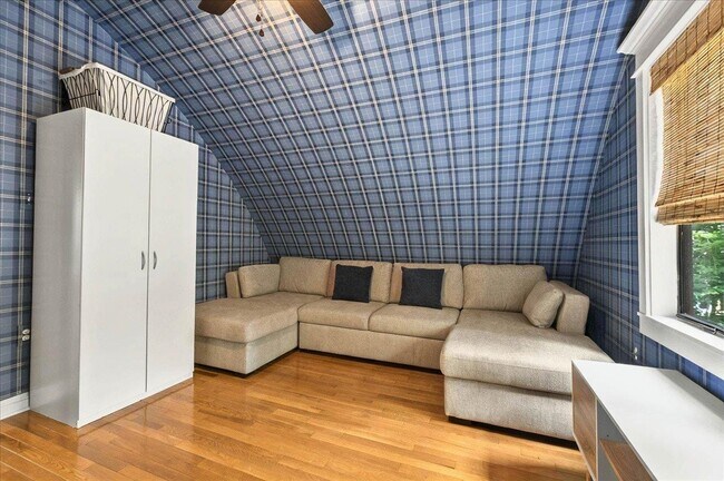 Building Photo - 1645 Tallavana Trail