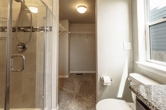 Building Photo - 6736 Skuna Dr