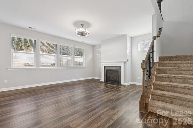 Building Photo - 15311 Red Canoe Way