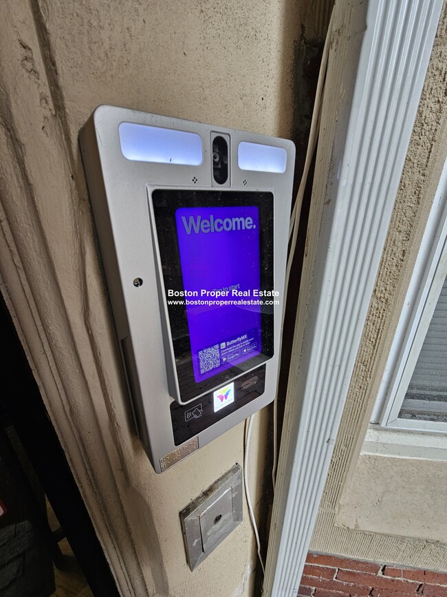 Building Photo - Flats on Westland