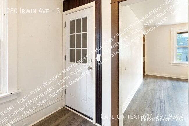 Building Photo - 280 Irwin Ave