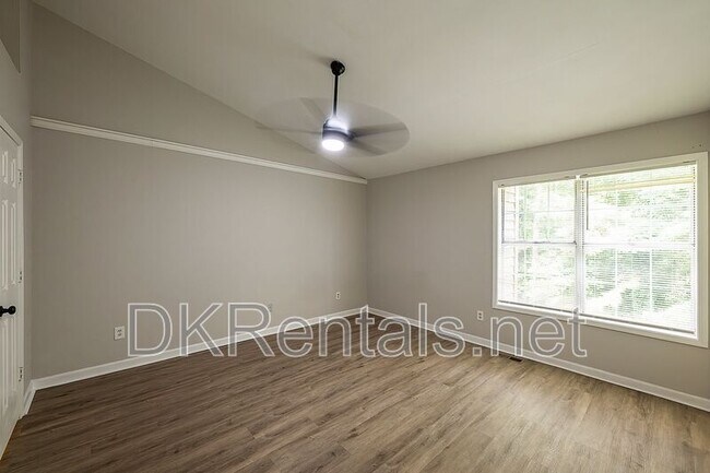 Building Photo - 3538 Kennesaw Station Dr