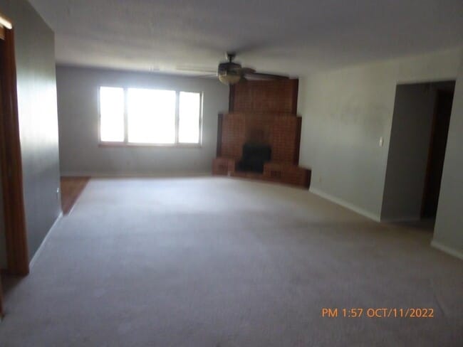 Building Photo - 2709 NW Marion Ave