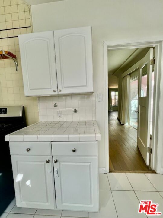 Building Photo - 459 S Holt Ave