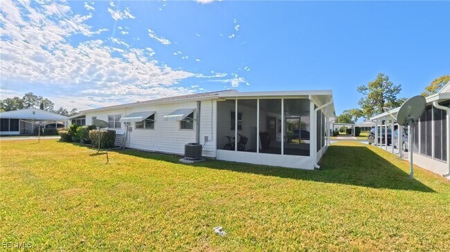 Building Photo - 10 Dawn Flower Cir