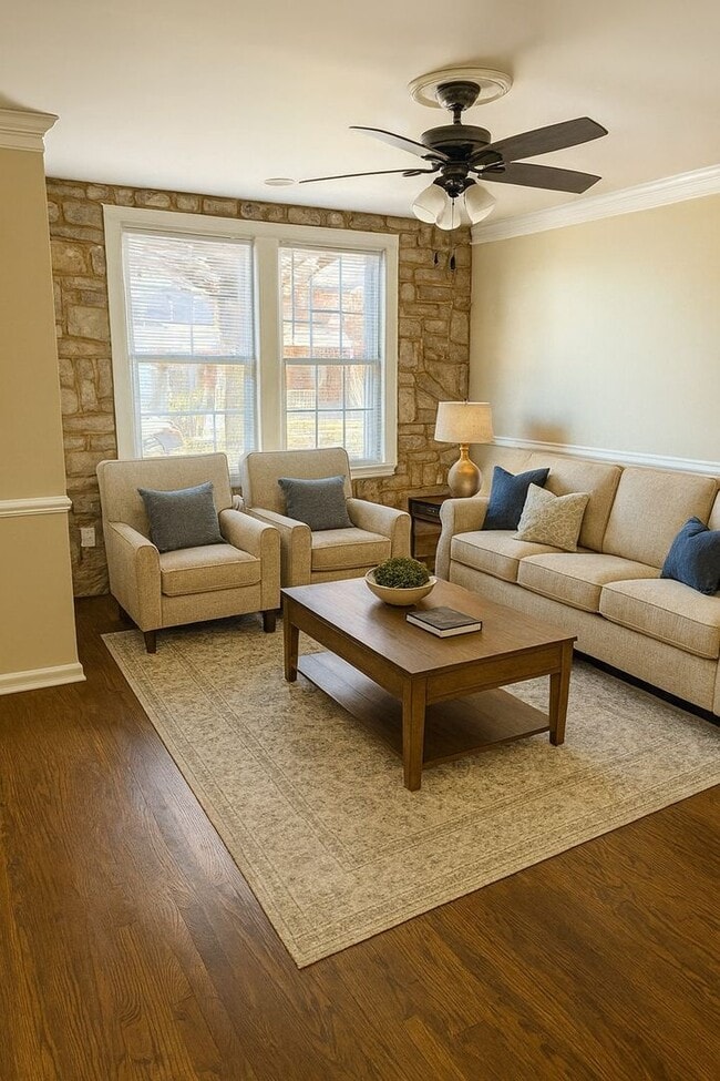 Building Photo - Move in Special! 2 Bed 1 Bath SE, DC