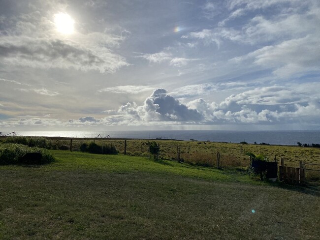 Building Photo - Expansive Ocean View & Quiet Country Livin...